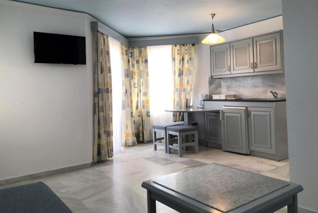 Futura Apartments Ханя Екстериор снимка